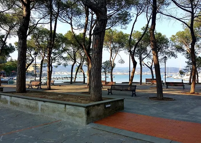 La Terrazza Nel Carruggio フェッツァノ