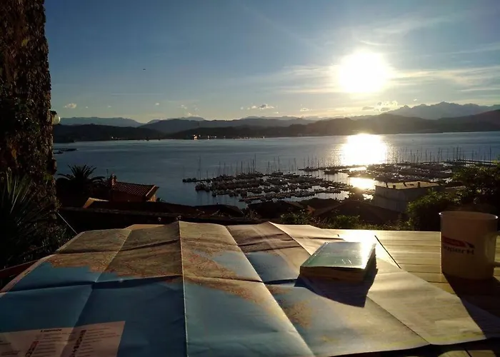 La Terrazza Nel Carruggio * フェッツァノ